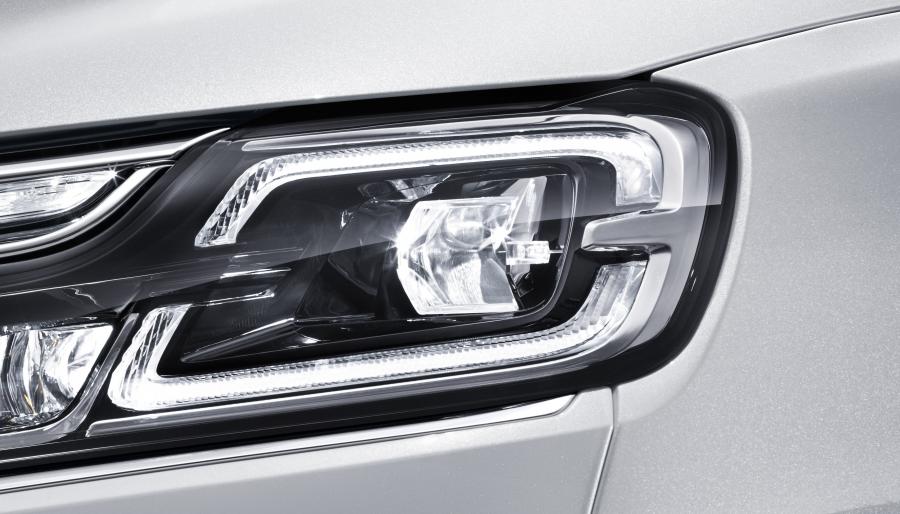 Детали экстерьера Citroen C6 2016 года  (фото 11 из 39)